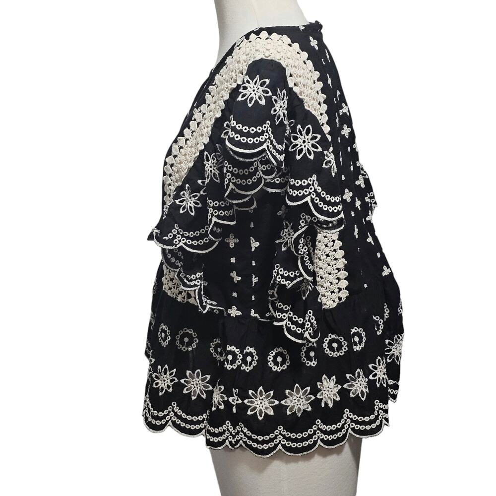 Monograph Black Creme‎ Embroidered Eyelet Crochet Scalloped Ruffle Sleeve Top L